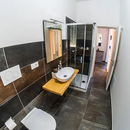 4 Balconi Rooms-elements * Lecce