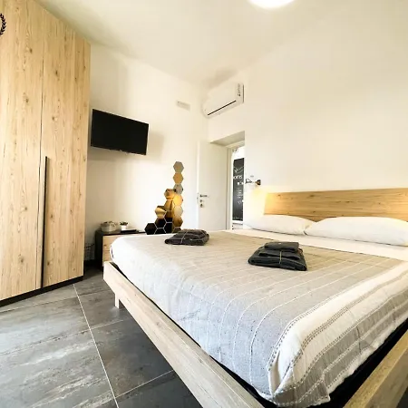 4 Balconi Rooms-elements *